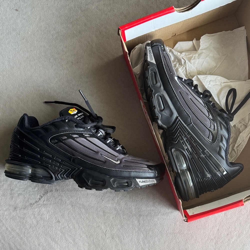 Nike Air Max Plus Boys Black
